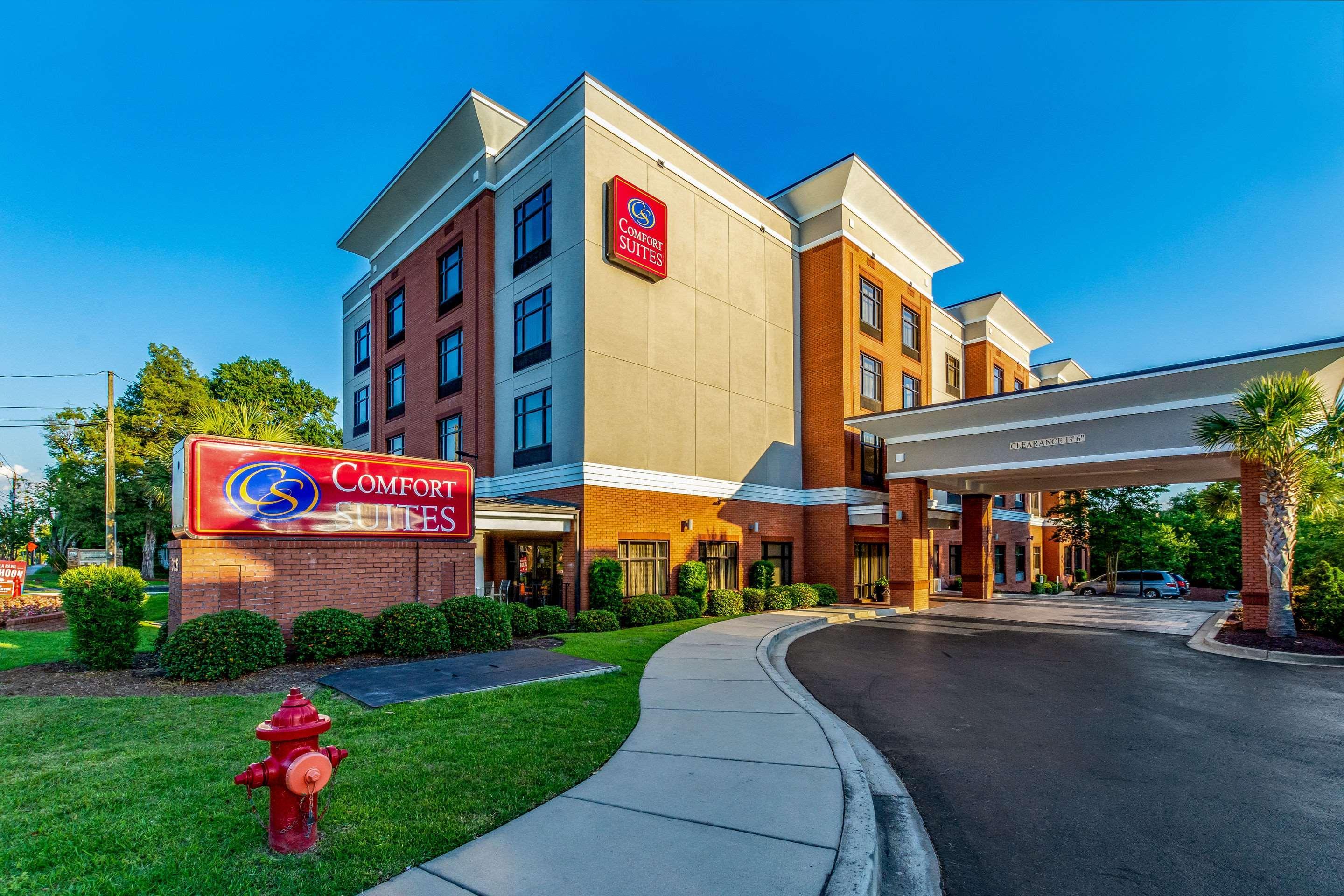Holiday Inn Express & Suites Lexington By Ihg Bagian luar foto