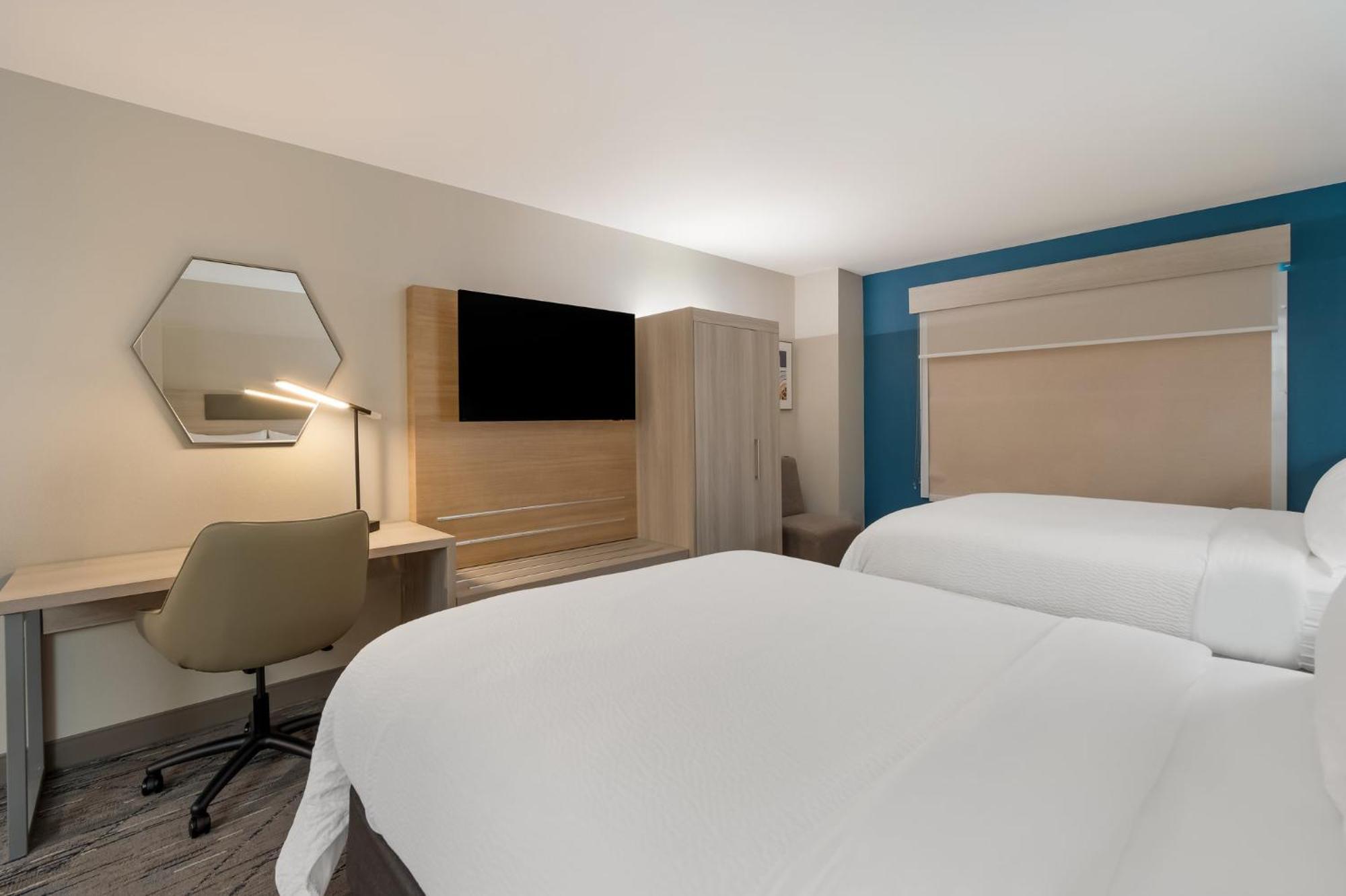 Holiday Inn Express & Suites Lexington By Ihg Bagian luar foto